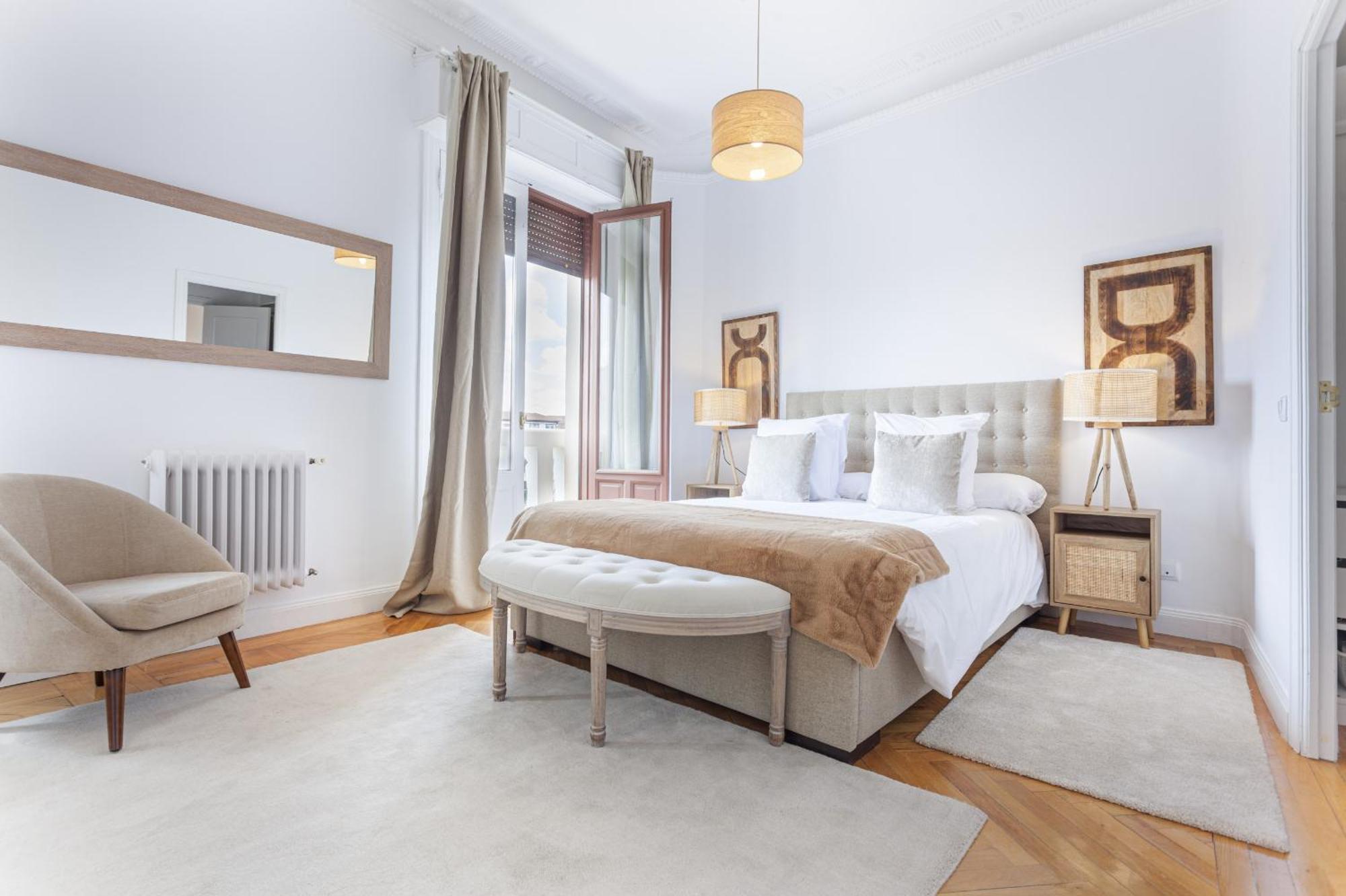 Apartamento Santa Ana Place En Мадрид Экстерьер фото